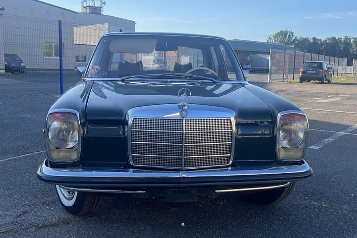 Prague in a Vintage Mercedes: 90-Minute Classic Car Express Tour photo 6
