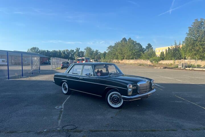 Classic Car Sightseeing and Panoramic Viewpoints of Prague photo 6