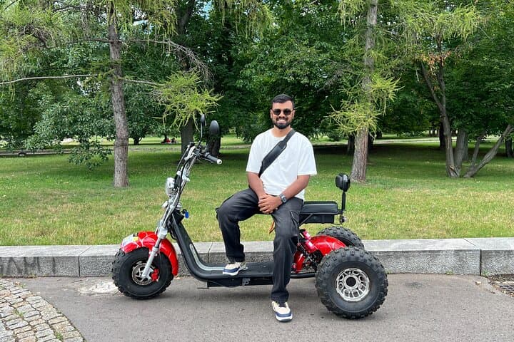Prague Express Trike Tour: Letná Park, Charles Bridge & Old Town in 90 Minutes photo 3
