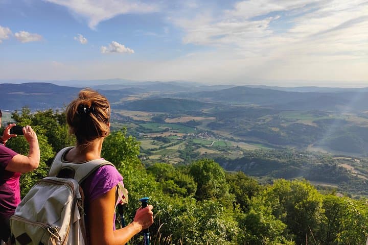 Guided Mount Tezio Trek: Perugia Mountain Hike to Lake Trasimeno Views photo 3