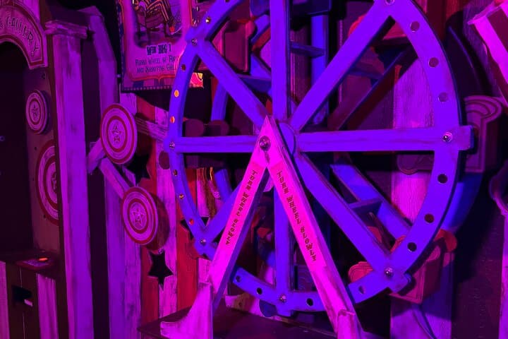 Inside CarnEvil: San Antonio's Clown-Themed Escape Room Guide photo 3