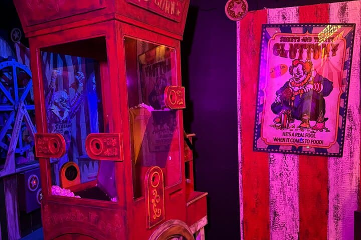 Inside CarnEvil: San Antonio's Clown-Themed Escape Room Guide photo 4
