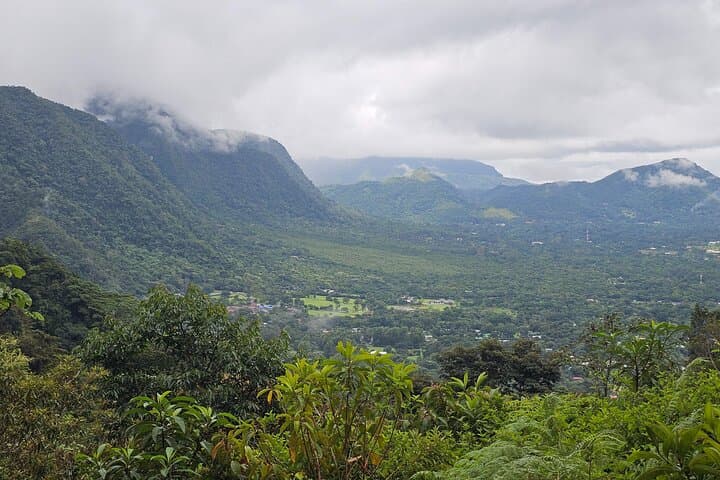 Anton Valley Excursion: Hiking El Valle’s Waterfalls, Petroglyphs and El Nispero Zoo photo 2
