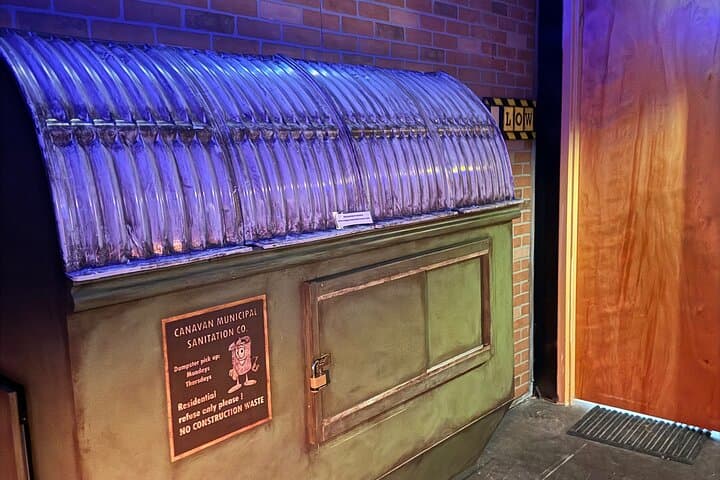 Society Zero Pawn Shop Escape Room — Extreme Escape San Antonio photo 6