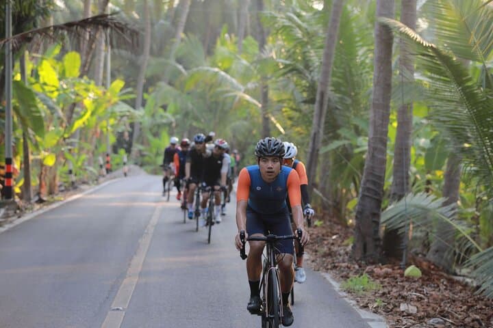 Full-Day Private Cultural Cycling Tour in Amphawa: Floating Market, Temples & River Villages