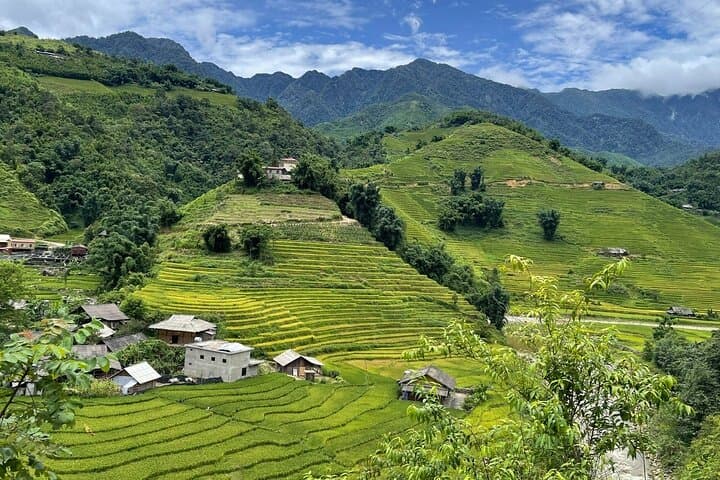 Sapa Trekking & Homestay: 2-Day Muong Hoa Valley Walk and Village Stay photo 3