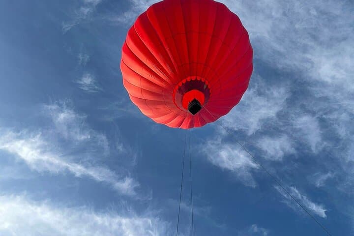 Hot Air Balloon Over Cusco: Sunrise Flight Above Sacsayhuamán and Andean Valleys photo 4