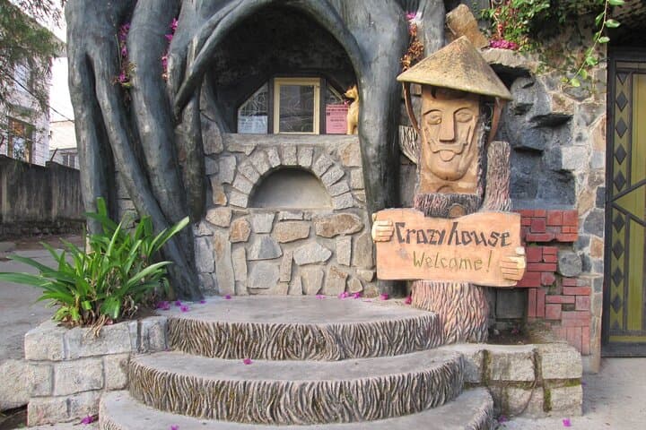 Da Lat Highlights Tour: Crazy House, Datanla Waterfall & Truc Lam Day Trip photo 4