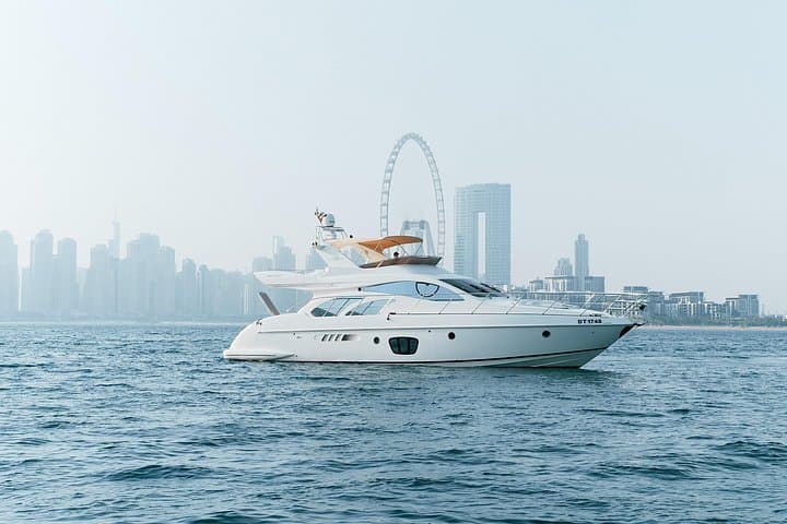 Dubai 2-Hour Private Luxury Yacht Tour — Burj Al Arab & Atlantis Cruise photo 2