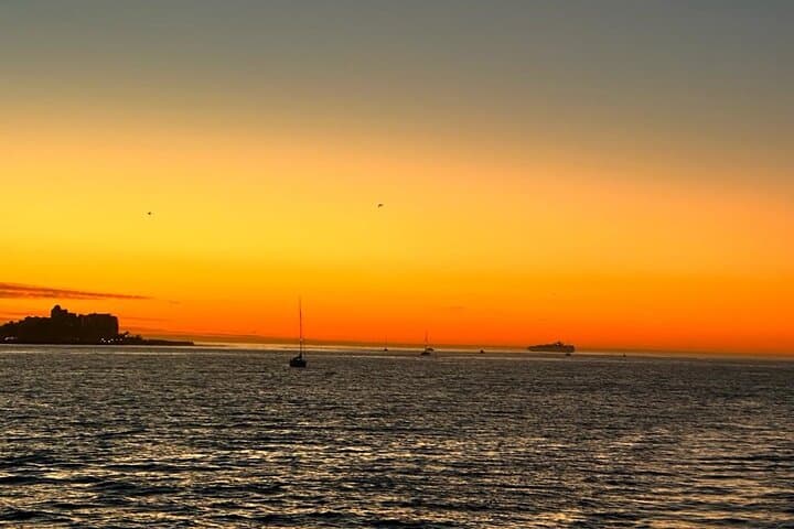 Cape Town Champagne Sunset Cruise — Table Mountain & Kirstenbosch Sunset Sail photo 1
