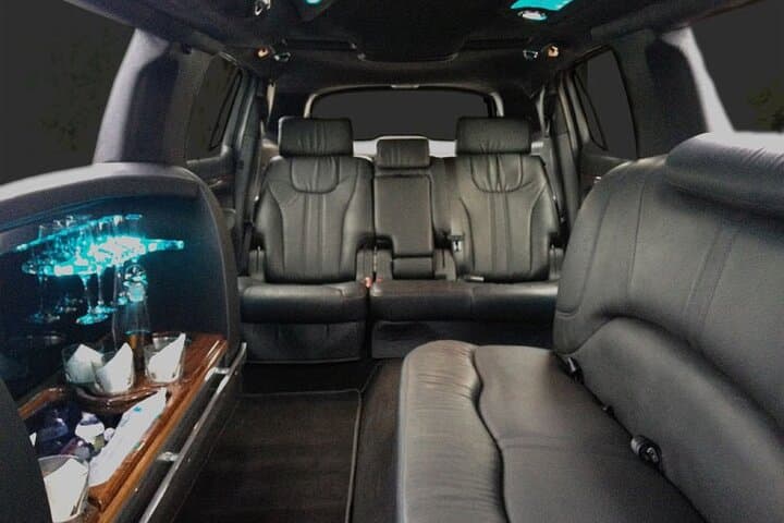 Smooth Arrival: Private Transfer from Orlando Airport to Theme Park Hotels photo 3