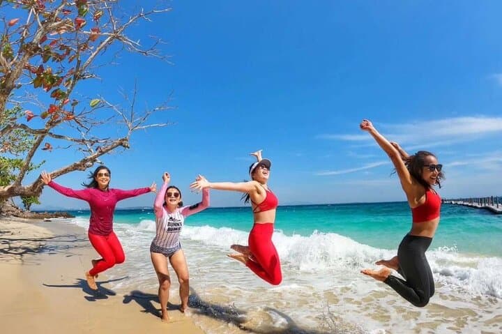 Thalu Island Snorkeling from Ko Samet: Explore Coral Reefs, Arch Rock & Beach Viewpoint photo 2