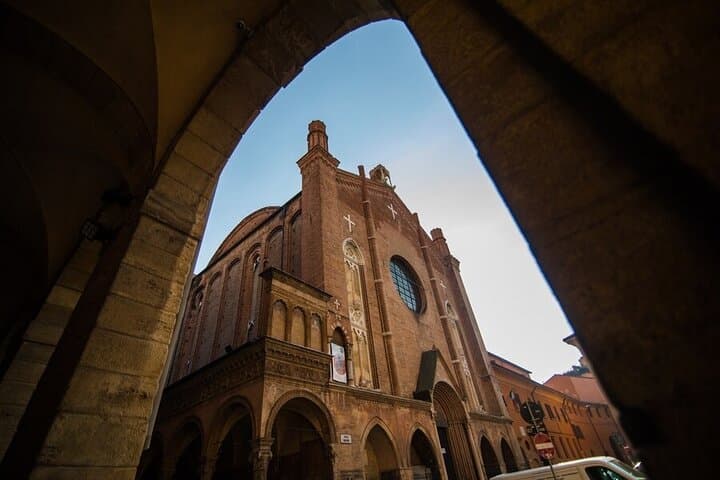 Palermo Walking Tour: Piazza Pretoria, Royal Palace & Martorana Mosaics photo 4
