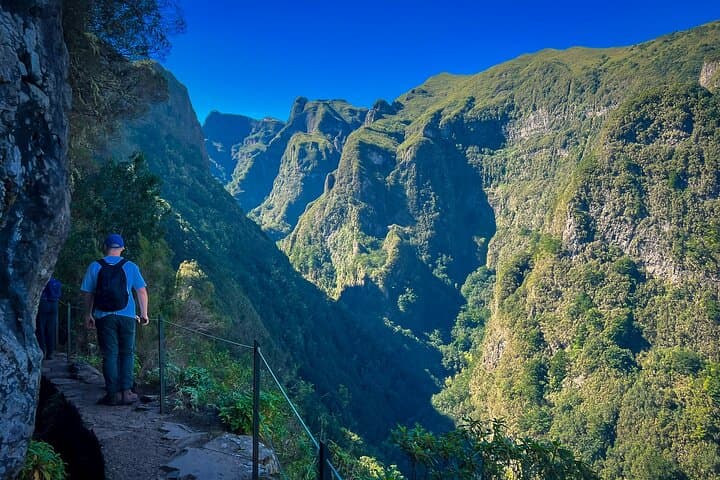 Caldeirão Verde Levada Guided Walk — PR9 Laurissilva Hike from Queimadas photo 2