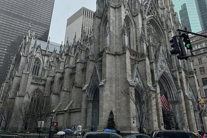 Midtown North NYC Architecture Walking Tour: Grand Central to Rockefeller Center photo 3