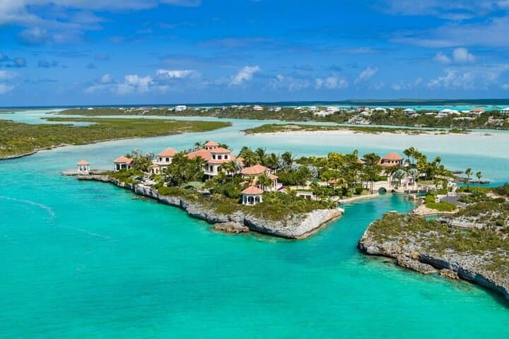 Jet Ski to Split Rock & Iguana Bay: Providenciales Coastal Adventure photo 4