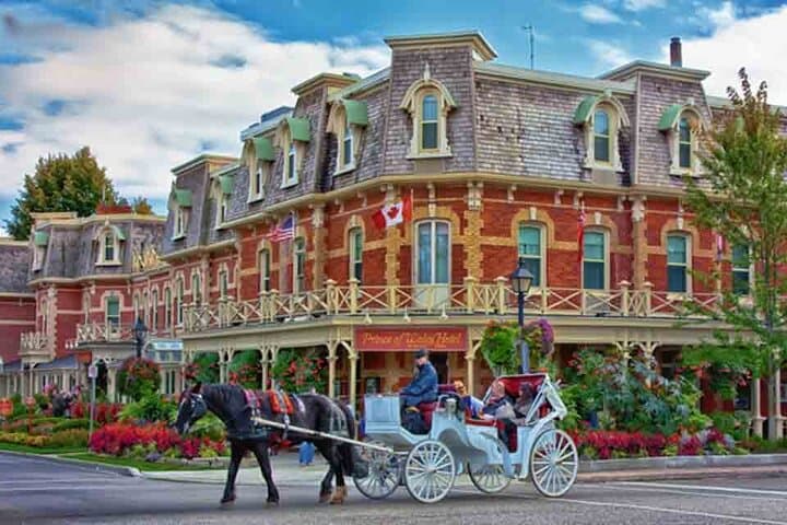 VIP Private Niagara Falls Tour: Luxury SUV Day Trip with Custom Stops photo 2