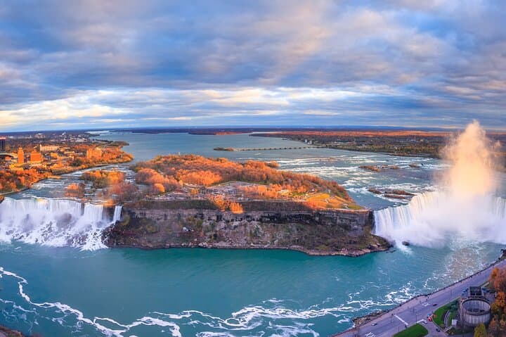 VIP Private Niagara Falls Tour: Luxury SUV Day Trip with Custom Stops photo 4