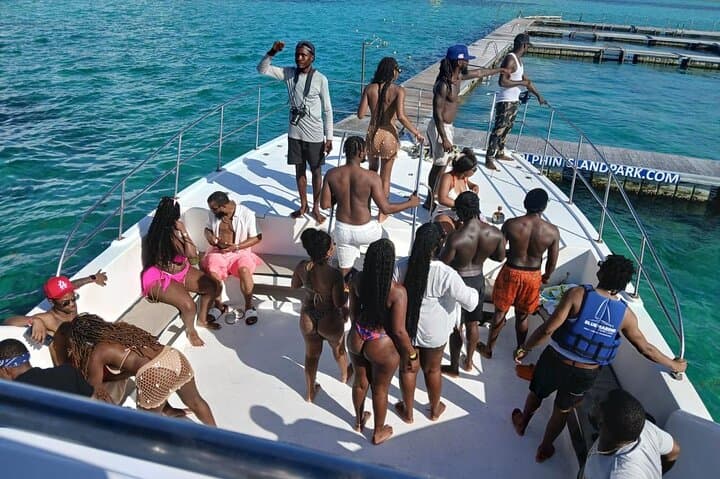 Punta Cana Party Boat Cruise with Open Bar & Snorkeling photo 2