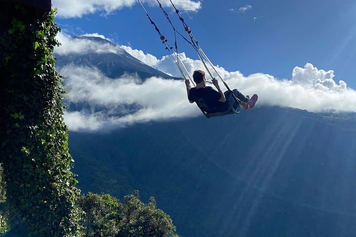 Andes to Amazon: 8-Day Ecuador Adventure from Quito to the Jungle photo 3