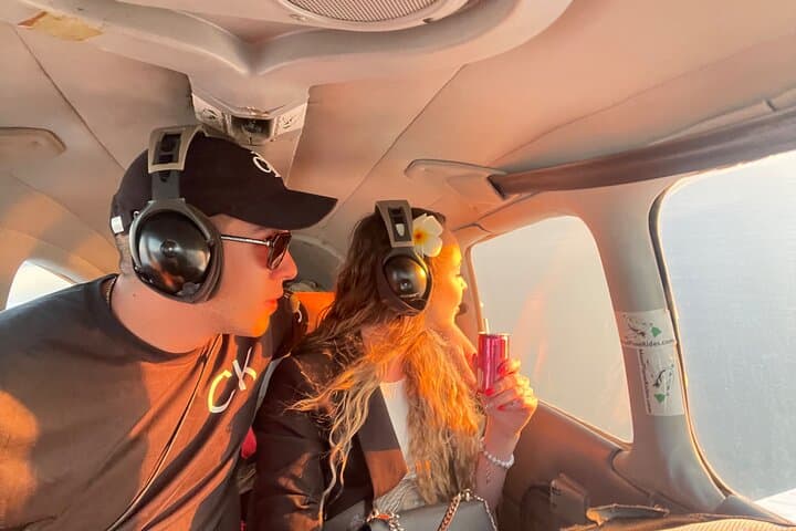 Private Maui Sunset Flight with Champagne — Romantic Aerial Tour Over West Maui photo 5