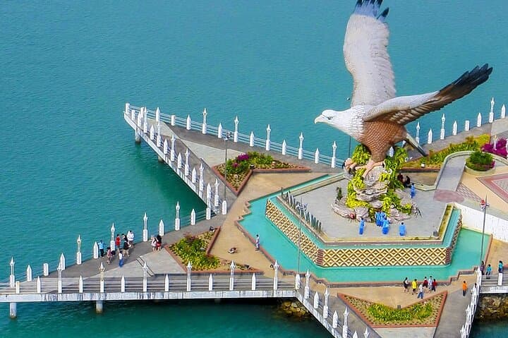 Langkawi Cable Car & SkyBridge Private Tour — Eagle Square, Waterfall and Tanjung Rhu photo 5