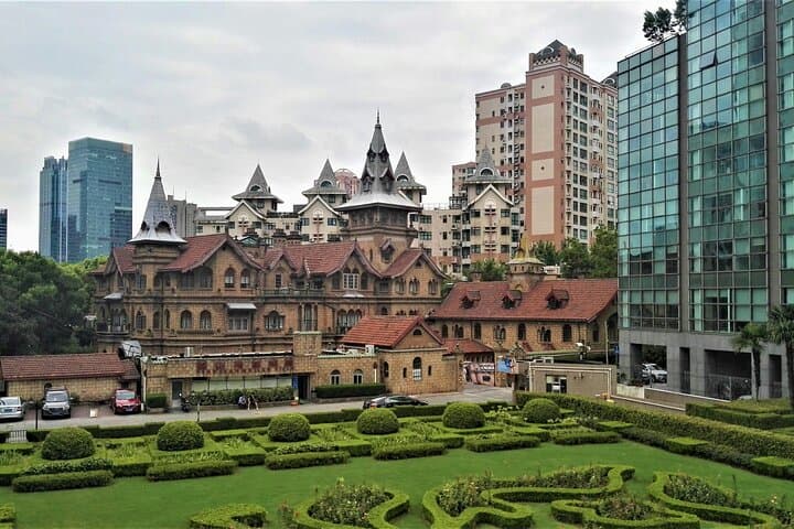 Pedaling Shanghai: 3-Hour Bike Tour with Coffee Break through the Bund & French Concession photo 4