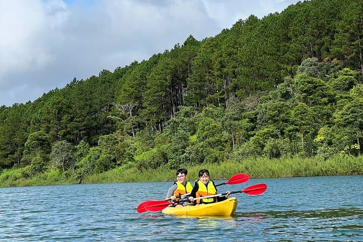 Tuyen Lam Lake Kayaking & BBQ — Private Da Lat Lakeside Adventure photo 6