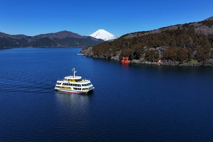 Day Trip to Mt. Fuji & Hakone: 5th Station Views, Lake Ashi Cruise & Ropeway from Tokyo photo 1