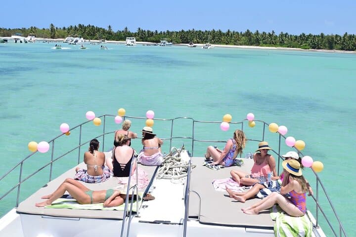 Punta Cana Party Boat Cruise with Open Bar & Snorkeling photo 6