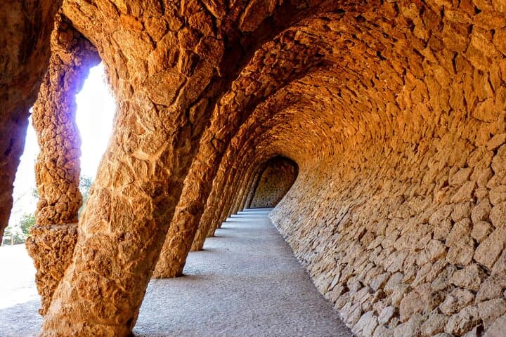 Private Tour of Park Guell: Gaudí, Mosaics & City Views photo 3