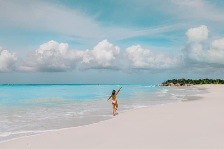 Jet Ski to La Famille Shipwreck and Snorkel Half Moon Bay, Providenciales photo 2