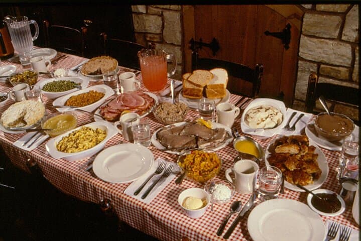 Amish Home Meal & Farmlands Tour — Lancaster Evening Experience