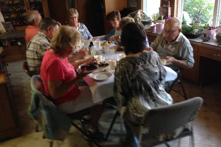 Amish Home Meal & Farmlands Tour — Lancaster Evening Experience photo 3