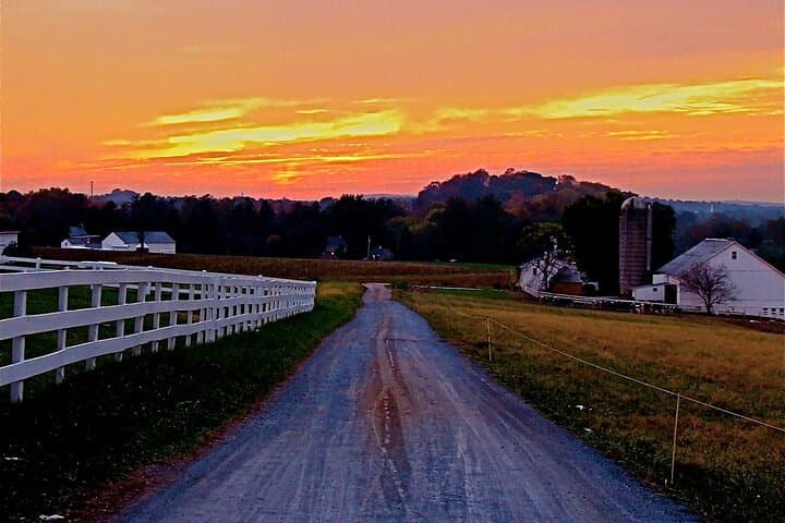 Amish Home Meal & Farmlands Tour — Lancaster Evening Experience photo 4