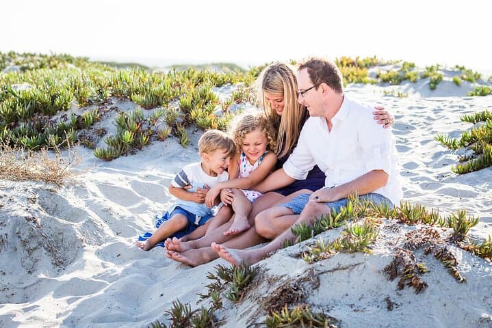 Golden Hour Coronado: Private Beach Photoshoot at Hotel Del Coronado photo 6