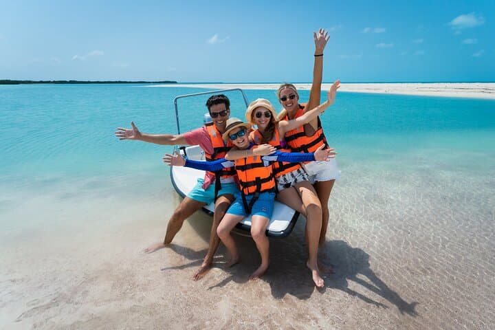 Speedboat to Isla Blanca: Virgin Beach & Chacmuchuc Lagoon Tour from Cancun photo 6