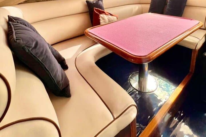 Dubai Marina Yacht Morning Tour with Breakfast & Private Transfer photo 5