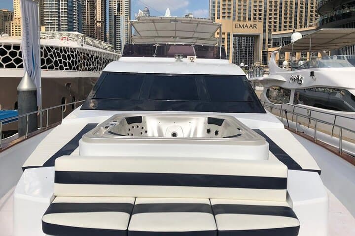 Dubai Marina Yacht Morning Tour with Breakfast & Private Transfer photo 6
