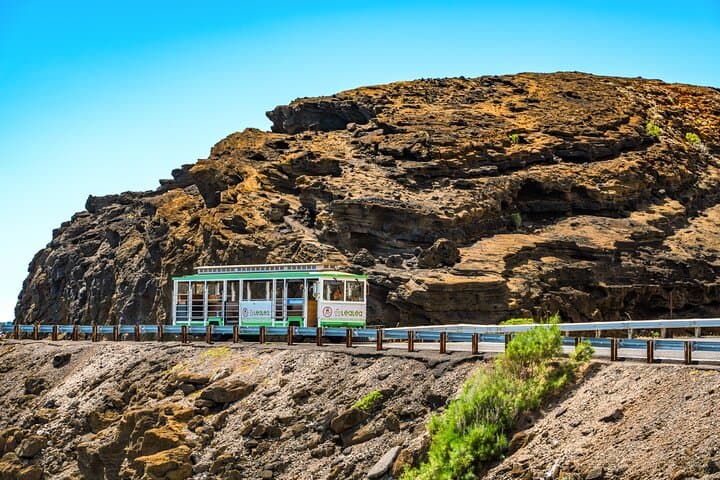 Exploring Oahu with the Waikiki Trolley: A Scenic Adventure photo 6