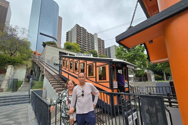 Private Full-Day Los Angeles Landmarks Tour: Hollywood, Santa Monica and Beverly Hills photo 3