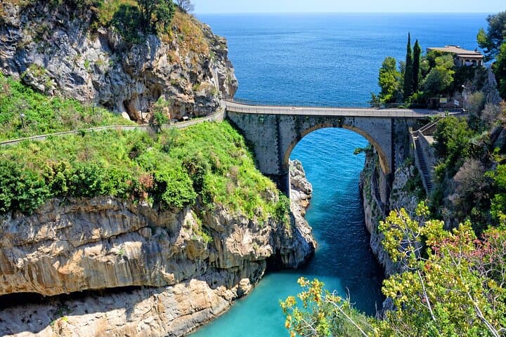 Amalfi Coast Day Trip: Positano, Amalfi & Ravello from Naples photo 2