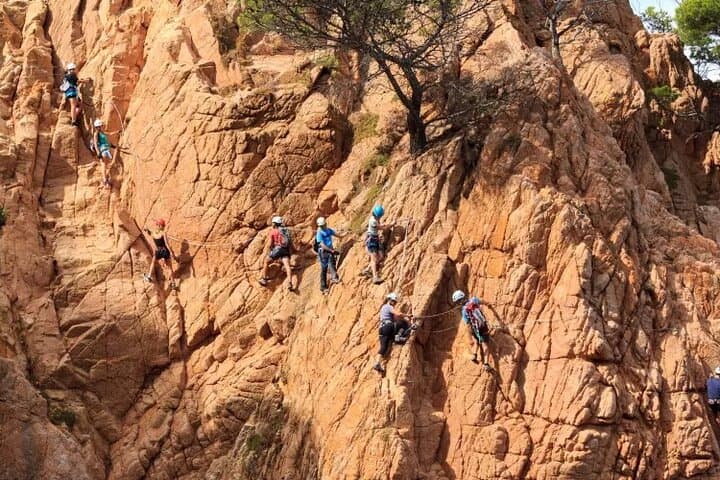 Abseil the Cliffs of AlUla: Private Desert Descent and Hike photo 5