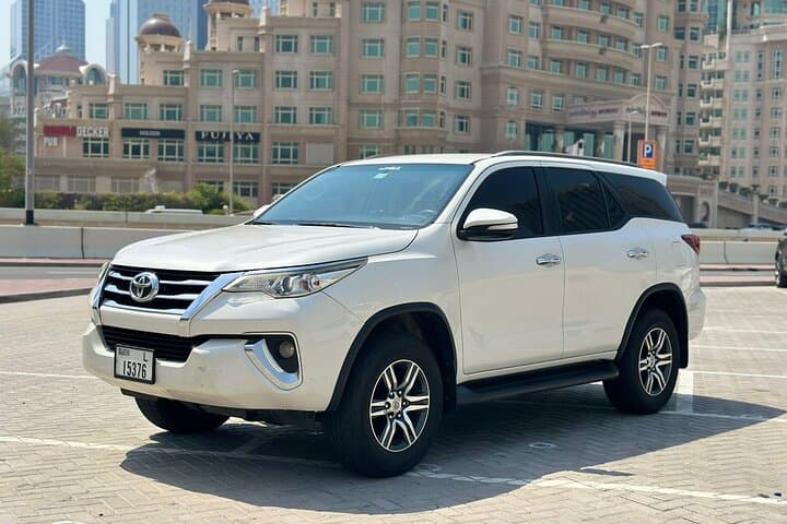 Dubai Private Car with Driver: Custom Sightseeing & Seamless Transfers photo 4