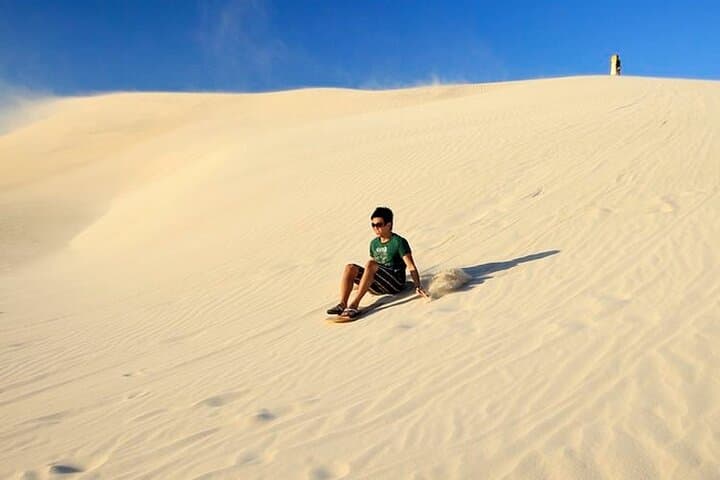 Doha Desert Safari to Khor Al Udaid: Full-Day Dune Bashing, Sandboarding & Dinner photo 2