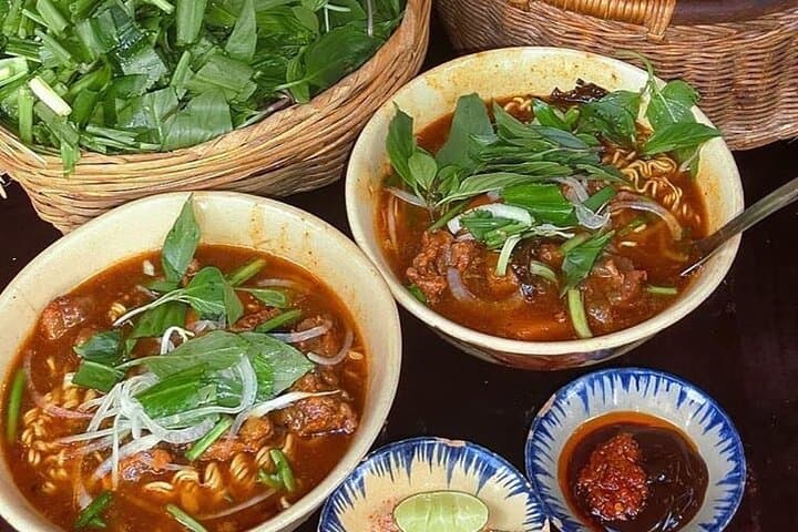 Discover Ho Chi Minh City Street Food & Hidden Life by Bicycle — 4-Hour Cyclo Tour photo 4