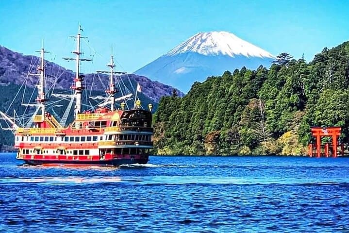 Mt. Fuji, Hakone Ropeway & Oshino Hakkai Day Tour from Tokyo photo 5
