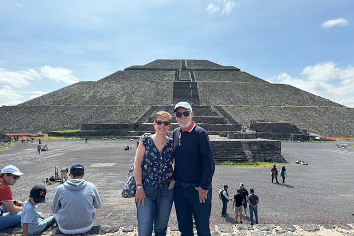 Early Morning Teotihuacan Pyramids Tour with La Gruta Cave Brunch photo 3