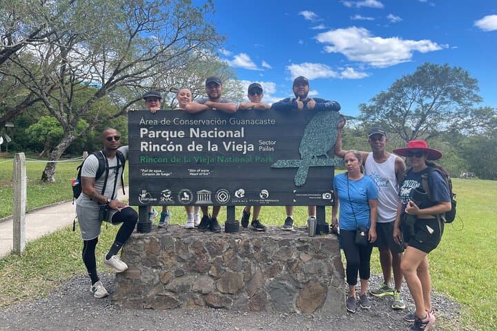 Rincón de la Vieja Volcano Guided Hike: Las Pailas Trail, Boiling Mud & Wildlife photo 5