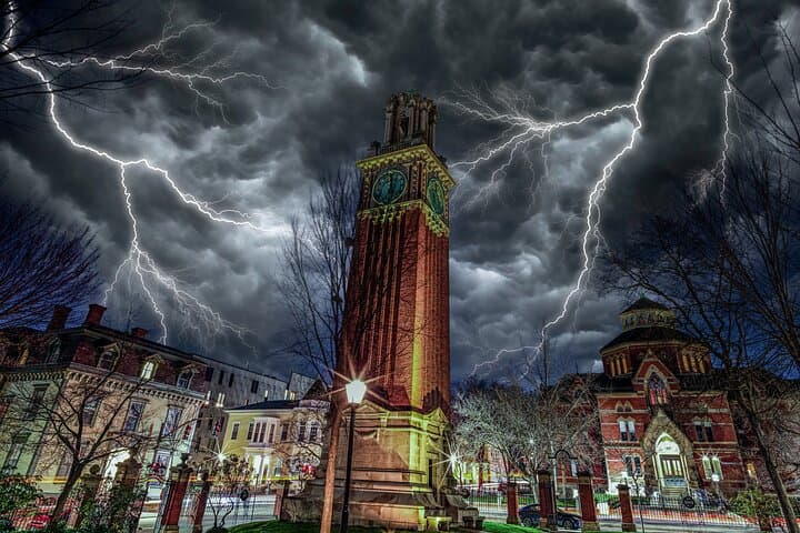 Providence Ghost Tour: Haunted Walking Tour of Dark History